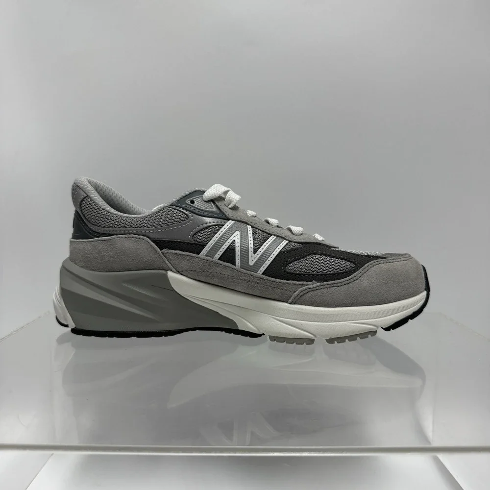 New Balance FuelCell 990v6 GC990GL6 Grey Size 6.5 / 8 Women's Brand New Shoes